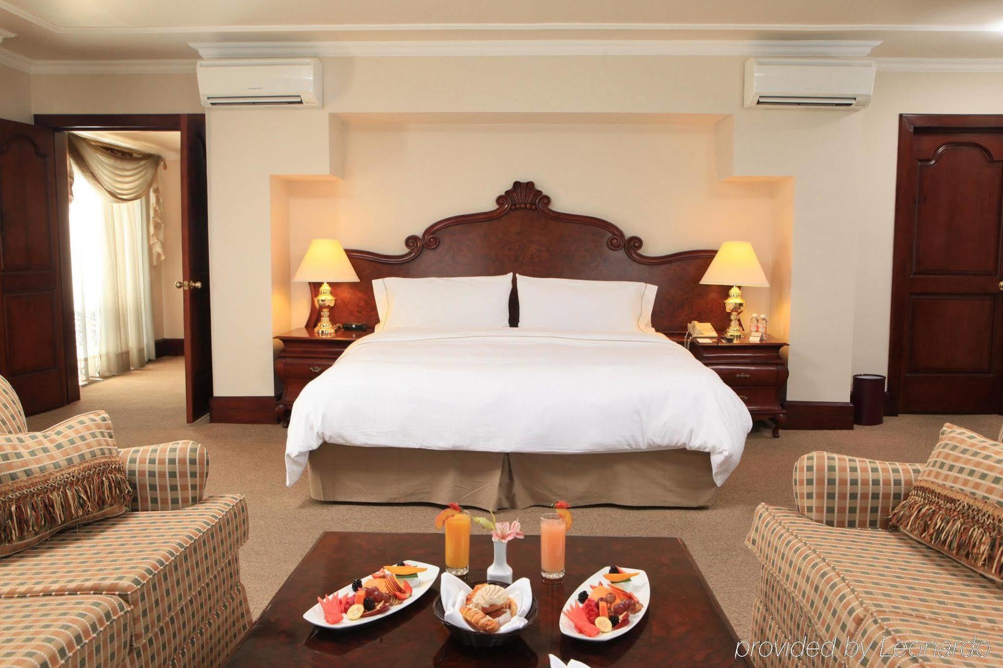 เฟียสตา อเมริกานา อกวาสกาลิเอนเตส Hotel อากวสคาเลียนเทส ภายนอก รูปภาพ